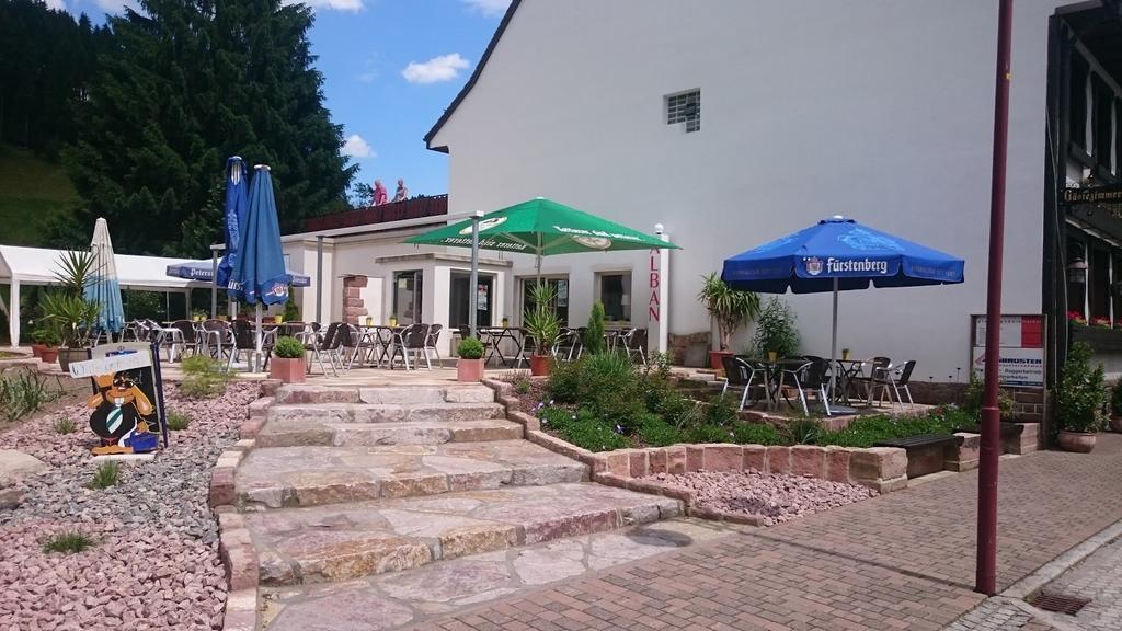 Hotel Restaurant Albans Sonne Bad Rippoldsau-Schapbach Bagian luar foto